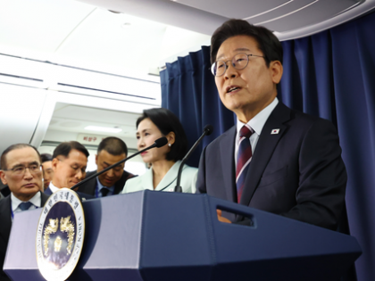 South Korea President Lee's envisioned meeting with Trump in Canada won't take place due to Trump's early G7 exit | South Korea President Lee's envisioned meeting with Trump in Canada won't take place due to Trump's early G7 exit South Korea President Lee's envisioned meeting with Trump in Canada won't take place due to Trump's early G7 exit | South Korea President Lee's envisioned meeting with Trump in Canada won't take place due to Trump's early G7 exit
