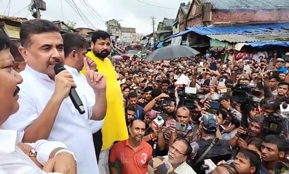 Political slugfest erupts in Bengal over Khidirpur fire that gutted 1,300 shops | Political slugfest erupts in Bengal over Khidirpur fire that gutted 1,300 shops Political slugfest erupts in Bengal over Khidirpur fire that gutted 1,300 shops | Political slugfest erupts in Bengal over Khidirpur fire that gutted 1,300 shops