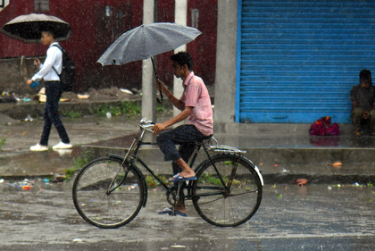 ‘Extremely heavy rainfall’: MHA issues red alert across Assam | ‘Extremely heavy rainfall’: MHA issues red alert across Assam