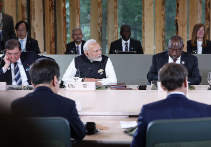 PM Modi takes part in G7 Summit's outreach session on energy security | PM Modi takes part in G7 Summit's outreach session on energy security PM Modi takes part in G7 Summit's outreach session on energy security | PM Modi takes part in G7 Summit's outreach session on energy security