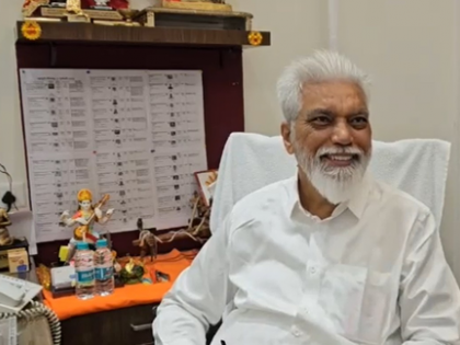 Hindi not mandatory, students can opt for third language if 20 or more choose: Maha Minister | Hindi not mandatory, students can opt for third language if 20 or more choose: Maha Minister Hindi not mandatory, students can opt for third language if 20 or more choose: Maha Minister | Hindi not mandatory, students can opt for third language if 20 or more choose: Maha Minister