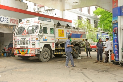 India has adequate fuel supply amid Israel-Iran conflict, says Hardeep Puri | India has adequate fuel supply amid Israel-Iran conflict, says Hardeep Puri India has adequate fuel supply amid Israel-Iran conflict, says Hardeep Puri | India has adequate fuel supply amid Israel-Iran conflict, says Hardeep Puri
