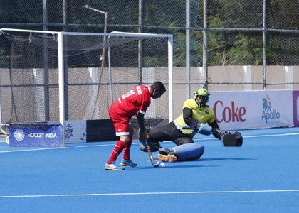 Masters Cup Hockey: Punjab, TN win in women's section; Karna, Maha triumph in men's on opening day | Masters Cup Hockey: Punjab, TN win in women's section; Karna, Maha triumph in men's on opening day