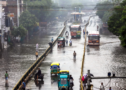 Gujarat receives heavy rainfall across 89 talukas, 21 reservoirs on overflow alert | Gujarat receives heavy rainfall across 89 talukas, 21 reservoirs on overflow alert