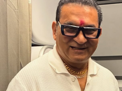 Abhijeet Bhattacharya crosses paths with ‘Italian Swamiji’ in Milan | Abhijeet Bhattacharya crosses paths with ‘Italian Swamiji’ in Milan