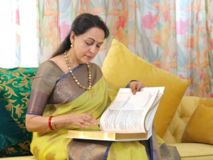 Hema Malini voices concern over fading reading culture on National Reading Day | Hema Malini voices concern over fading reading culture on National Reading Day Hema Malini voices concern over fading reading culture on National Reading Day | Hema Malini voices concern over fading reading culture on National Reading Day