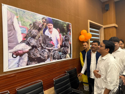 Jharkhand Congress celebrates Rahul Gandhi’s birthday with photo exhibition, pledges to uphold his ideals | Jharkhand Congress celebrates Rahul Gandhi’s birthday with photo exhibition, pledges to uphold his ideals