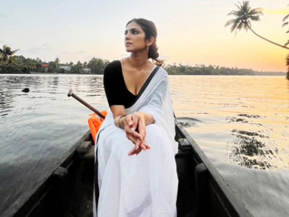 Prabhas was a fantastic conversationalist, says Malavika Mohanan | Prabhas was a fantastic conversationalist, says Malavika Mohanan Prabhas was a fantastic conversationalist, says Malavika Mohanan | Prabhas was a fantastic conversationalist, says Malavika Mohanan