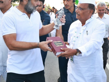 Audio clip of K'taka Cong MLA 'exposes' corruption in house allotments, BJP seeks probe | Audio clip of K'taka Cong MLA 'exposes' corruption in house allotments, BJP seeks probe Audio clip of K'taka Cong MLA 'exposes' corruption in house allotments, BJP seeks probe | Audio clip of K'taka Cong MLA 'exposes' corruption in house allotments, BJP seeks probe