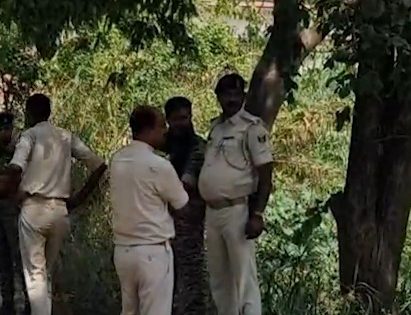 Speeding car mows down three women on morning walk in Bihar’s Motihari | Speeding car mows down three women on morning walk in Bihar’s Motihari Speeding car mows down three women on morning walk in Bihar’s Motihari | Speeding car mows down three women on morning walk in Bihar’s Motihari