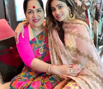 Shamita Shetty recalls how mom Sunanda Shetty became her light in the darkest moments | Shamita Shetty recalls how mom Sunanda Shetty became her light in the darkest moments Shamita Shetty recalls how mom Sunanda Shetty became her light in the darkest moments | Shamita Shetty recalls how mom Sunanda Shetty became her light in the darkest moments