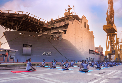 Indian Navy personnel to perform Yoga on warships at sea | Indian Navy personnel to perform Yoga on warships at sea
