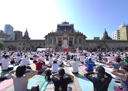 Thousands celebrate 11th International Yoga Day in Japan | Thousands celebrate 11th International Yoga Day in Japan Thousands celebrate 11th International Yoga Day in Japan | Thousands celebrate 11th International Yoga Day in Japan