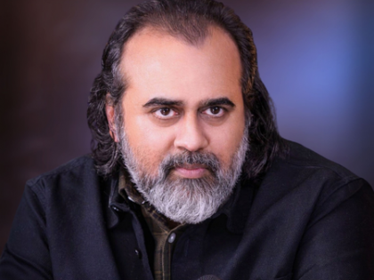 Acharya Prashant redefines yoga through Bhagavad Gita in cinema halls broadcast across India | Acharya Prashant redefines yoga through Bhagavad Gita in cinema halls broadcast across India