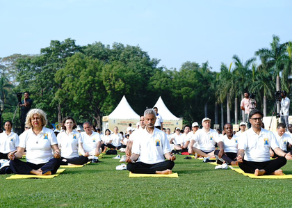 EAM Jaishankar joins diplomatic corps in Delhi to participate in International Day of Yoga | EAM Jaishankar joins diplomatic corps in Delhi to participate in International Day of Yoga EAM Jaishankar joins diplomatic corps in Delhi to participate in International Day of Yoga | EAM Jaishankar joins diplomatic corps in Delhi to participate in International Day of Yoga