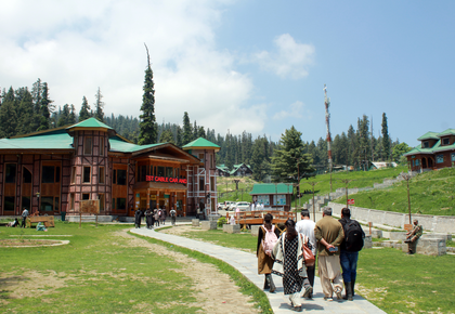 Pahalgam terror attack: NIA arrests two for harbouring Pakistani terrorists | Pahalgam terror attack: NIA arrests two for harbouring Pakistani terrorists Pahalgam terror attack: NIA arrests two for harbouring Pakistani terrorists | Pahalgam terror attack: NIA arrests two for harbouring Pakistani terrorists