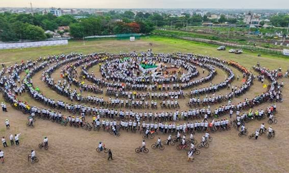Fit India Sundays: Pandharpur edition sets record of largest ever cycling gathering in India | Fit India Sundays: Pandharpur edition sets record of largest ever cycling gathering in India Fit India Sundays: Pandharpur edition sets record of largest ever cycling gathering in India | Fit India Sundays: Pandharpur edition sets record of largest ever cycling gathering in India