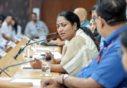 Delhi CM orders crackdown on encroachment on MAMC campus | Delhi CM orders crackdown on encroachment on MAMC campus Delhi CM orders crackdown on encroachment on MAMC campus | Delhi CM orders crackdown on encroachment on MAMC campus
