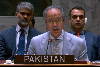 Despite Trump's lunch for military chief, Pakistan stands firmly with China, Russia on Iran issue | Despite Trump's lunch for military chief, Pakistan stands firmly with China, Russia on Iran issue Despite Trump's lunch for military chief, Pakistan stands firmly with China, Russia on Iran issue | Despite Trump's lunch for military chief, Pakistan stands firmly with China, Russia on Iran issue