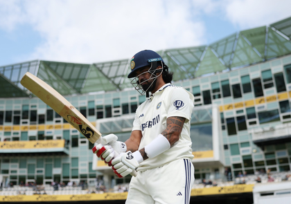 1st Test: KL Rahul hits unbeaten 72 as India’s lead goes past 150 against England | 1st Test: KL Rahul hits unbeaten 72 as India’s lead goes past 150 against England 1st Test: KL Rahul hits unbeaten 72 as India’s lead goes past 150 against England | 1st Test: KL Rahul hits unbeaten 72 as India’s lead goes past 150 against England