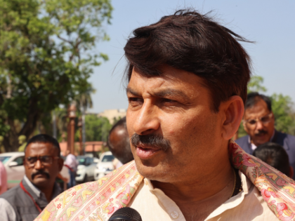 Ex-Cong MLA calls Aurangzeb ‘pious', invites BJP's ire | Ex-Cong MLA calls Aurangzeb ‘pious', invites BJP's ire Ex-Cong MLA calls Aurangzeb ‘pious', invites BJP's ire | Ex-Cong MLA calls Aurangzeb ‘pious', invites BJP's ire