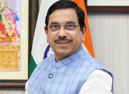 Prahlad Joshi slams Tejashwi Yadav for his remarks against PM Modi | Prahlad Joshi slams Tejashwi Yadav for his remarks against PM Modi Prahlad Joshi slams Tejashwi Yadav for his remarks against PM Modi | Prahlad Joshi slams Tejashwi Yadav for his remarks against PM Modi