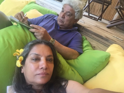 Shabana Azmi shares candid picture with Javed Akhtar, says he is oblivious to the scenic beauty | Shabana Azmi shares candid picture with Javed Akhtar, says he is oblivious to the scenic beauty Shabana Azmi shares candid picture with Javed Akhtar, says he is oblivious to the scenic beauty | Shabana Azmi shares candid picture with Javed Akhtar, says he is oblivious to the scenic beauty