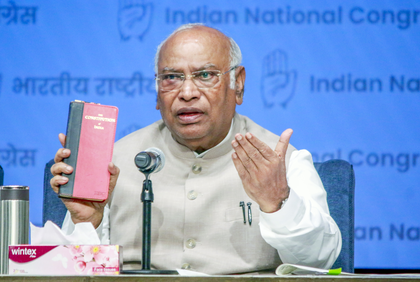 'Rattled' BJP stages drama to hide its governance failures, alleges Kharge | 'Rattled' BJP stages drama to hide its governance failures, alleges Kharge 'Rattled' BJP stages drama to hide its governance failures, alleges Kharge | 'Rattled' BJP stages drama to hide its governance failures, alleges Kharge
