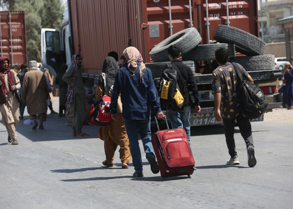 Over 7,000 Afghan refugees return home from Pakistan, Iran in a day | Over 7,000 Afghan refugees return home from Pakistan, Iran in a day Over 7,000 Afghan refugees return home from Pakistan, Iran in a day | Over 7,000 Afghan refugees return home from Pakistan, Iran in a day