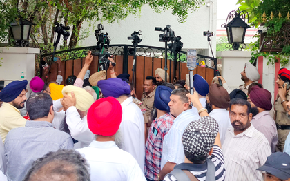 Majithia’s arrest a bold step against Punjab’s drug menace: AAP | Majithia’s arrest a bold step against Punjab’s drug menace: AAP