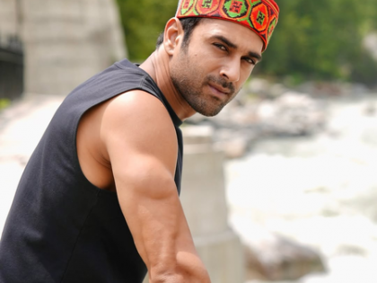 Pulkit Samrat relishes 'pahado wali Maggi' during the Manali schedule of Rahu Ketu | Pulkit Samrat relishes 'pahado wali Maggi' during the Manali schedule of Rahu Ketu Pulkit Samrat relishes 'pahado wali Maggi' during the Manali schedule of Rahu Ketu | Pulkit Samrat relishes 'pahado wali Maggi' during the Manali schedule of Rahu Ketu