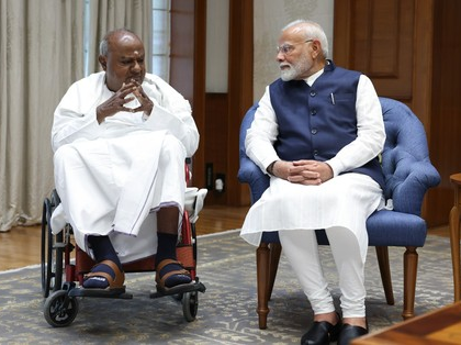 Struggle during Emergency shaped PM Modi's future and his politics: Deve Gowda | Struggle during Emergency shaped PM Modi's future and his politics: Deve Gowda Struggle during Emergency shaped PM Modi's future and his politics: Deve Gowda | Struggle during Emergency shaped PM Modi's future and his politics: Deve Gowda