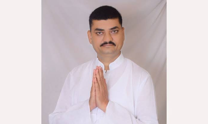 Gujarat AAP's Makwana resigns from all posts; alleges bias against OBCs | Gujarat AAP's Makwana resigns from all posts; alleges bias against OBCs Gujarat AAP's Makwana resigns from all posts; alleges bias against OBCs | Gujarat AAP's Makwana resigns from all posts; alleges bias against OBCs