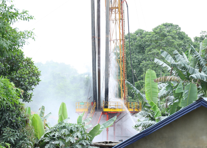 Assam: ONGC hopes to plug gas blowout by tomorrow in Sivasagar | Assam: ONGC hopes to plug gas blowout by tomorrow in Sivasagar Assam: ONGC hopes to plug gas blowout by tomorrow in Sivasagar | Assam: ONGC hopes to plug gas blowout by tomorrow in Sivasagar