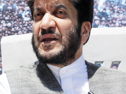 Delhi Prison authorities refute reports about jailed separatist leader Shabir Shah's health | Delhi Prison authorities refute reports about jailed separatist leader Shabir Shah's health Delhi Prison authorities refute reports about jailed separatist leader Shabir Shah's health | Delhi Prison authorities refute reports about jailed separatist leader Shabir Shah's health