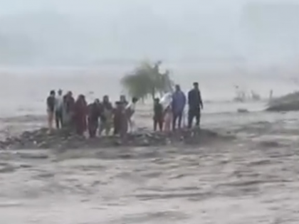 Pakistan: 18 tourists swept away in Swat flash floods | Pakistan: 18 tourists swept away in Swat flash floods Pakistan: 18 tourists swept away in Swat flash floods | Pakistan: 18 tourists swept away in Swat flash floods