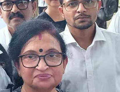 Kolkata law student rape: Photos of main accused with top Trinamool leaders seen on social media | Kolkata law student rape: Photos of main accused with top Trinamool leaders seen on social media Kolkata law student rape: Photos of main accused with top Trinamool leaders seen on social media | Kolkata law student rape: Photos of main accused with top Trinamool leaders seen on social media