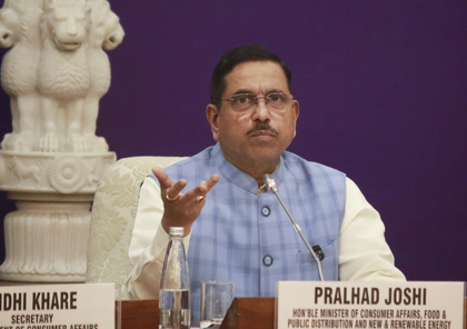 Pralhad Joshi calls Indira Gandhi a Hitler, challenges K'taka govt to file case against him | Pralhad Joshi calls Indira Gandhi a Hitler, challenges K'taka govt to file case against him Pralhad Joshi calls Indira Gandhi a Hitler, challenges K'taka govt to file case against him | Pralhad Joshi calls Indira Gandhi a Hitler, challenges K'taka govt to file case against him