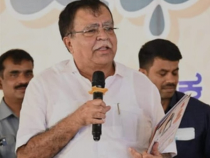 Satish Jarkiholi may replace Shivakumar as state Cong chief, says K'taka minister Rajanna | Satish Jarkiholi may replace Shivakumar as state Cong chief, says K'taka minister Rajanna Satish Jarkiholi may replace Shivakumar as state Cong chief, says K'taka minister Rajanna | Satish Jarkiholi may replace Shivakumar as state Cong chief, says K'taka minister Rajanna