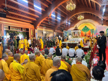 Devotion has no limits: PM Modi recalls exposition of Lord Buddha relics in Vietnam | Devotion has no limits: PM Modi recalls exposition of Lord Buddha relics in Vietnam Devotion has no limits: PM Modi recalls exposition of Lord Buddha relics in Vietnam | Devotion has no limits: PM Modi recalls exposition of Lord Buddha relics in Vietnam
