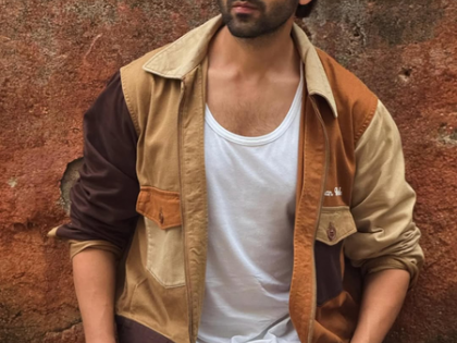 Kartik Aayan reveals his favourite sequence from 'Satyaprem Ki Katha' | Kartik Aayan reveals his favourite sequence from 'Satyaprem Ki Katha' Kartik Aayan reveals his favourite sequence from 'Satyaprem Ki Katha' | Kartik Aayan reveals his favourite sequence from 'Satyaprem Ki Katha'