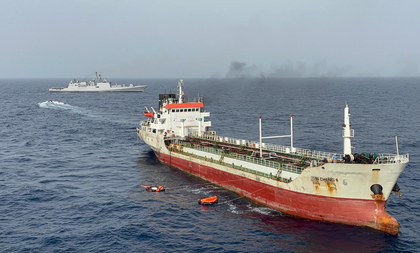 Indian Navy rescues 14 countrymen from vessel on fire in Arabian Sea | Indian Navy rescues 14 countrymen from vessel on fire in Arabian Sea