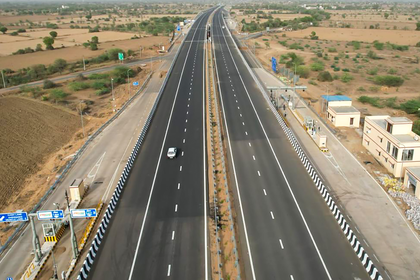 Centre to install QR code sign boards on National Highways for ease of commuting | Centre to install QR code sign boards on National Highways for ease of commuting