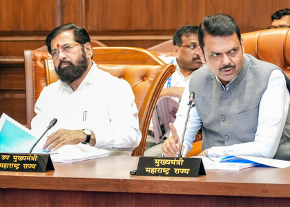 Assault on canteen staff: Maha CM puts ball in court of Legislative presiding officers on action against MLA | Assault on canteen staff: Maha CM puts ball in court of Legislative presiding officers on action against MLA