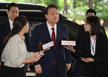 South Korean ex-Prez Yoon to appear for special counsel questioning Saturday: Lawyers | South Korean ex-Prez Yoon to appear for special counsel questioning Saturday: Lawyers