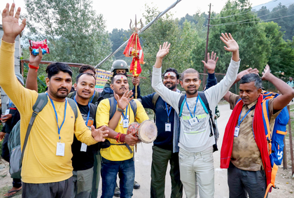 Amarnath Yatra proceeds smoothly, over 90,000 have ‘darshan’ in five days | Amarnath Yatra proceeds smoothly, over 90,000 have ‘darshan’ in five days Amarnath Yatra proceeds smoothly, over 90,000 have ‘darshan’ in five days | Amarnath Yatra proceeds smoothly, over 90,000 have ‘darshan’ in five days
