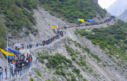 Amarnath Yatra: Over 12,000 have darshan on first day, another batch of 6,411 leave Jammu for Kashmir | Amarnath Yatra: Over 12,000 have darshan on first day, another batch of 6,411 leave Jammu for Kashmir Amarnath Yatra: Over 12,000 have darshan on first day, another batch of 6,411 leave Jammu for Kashmir | Amarnath Yatra: Over 12,000 have darshan on first day, another batch of 6,411 leave Jammu for Kashmir