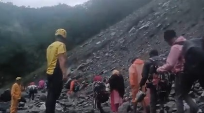 Another batch of 5,246 Yatris leave for Valley as Amarnath Yatra begins today | Another batch of 5,246 Yatris leave for Valley as Amarnath Yatra begins today
