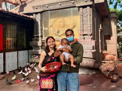 Devoleena Bhattacharjee embraces motherhood and devotion at Kamakhya temple | Devoleena Bhattacharjee embraces motherhood and devotion at Kamakhya temple
