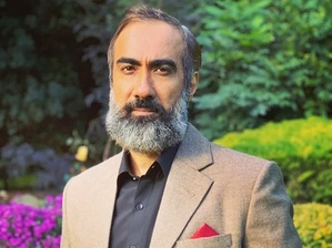 Ranvir Shorey criticizes MNS workers for assaulting a Gujarati shopkeeper for not speaking Marathi | Ranvir Shorey criticizes MNS workers for assaulting a Gujarati shopkeeper for not speaking Marathi